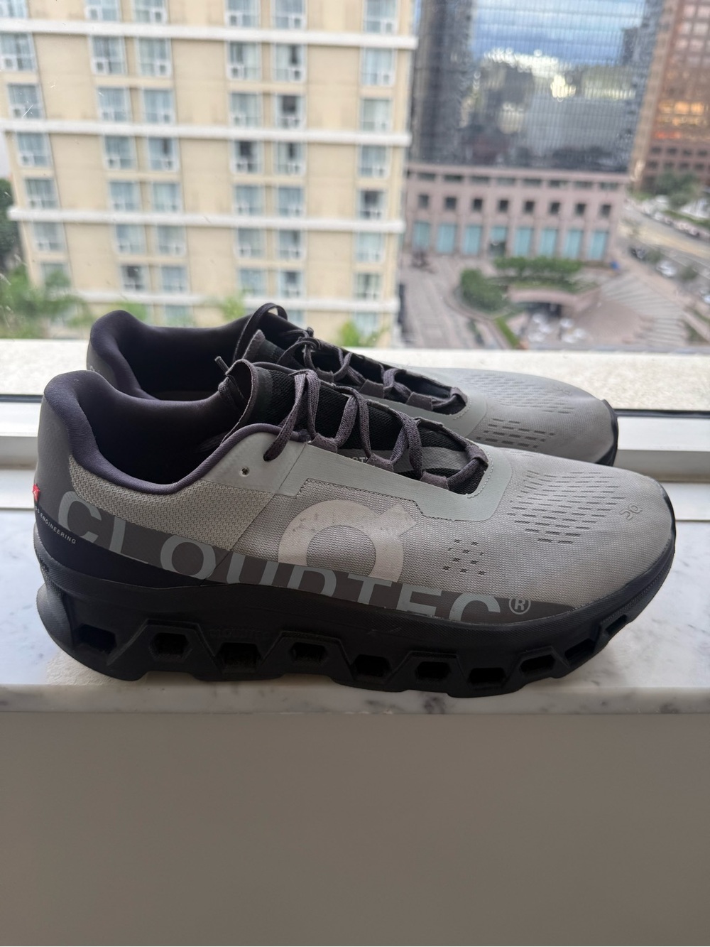 On Running Cloudtec Men’s Athletic Shoes - Light Gray/Black